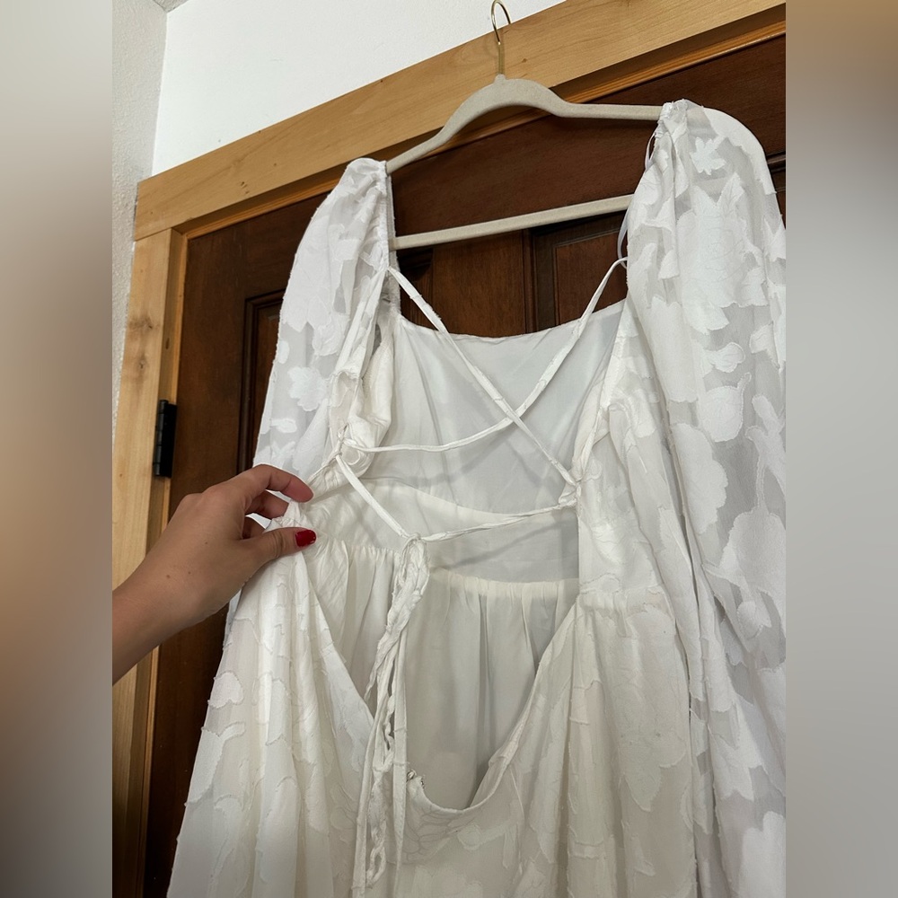 Lulus dress - Picture 2 of 4